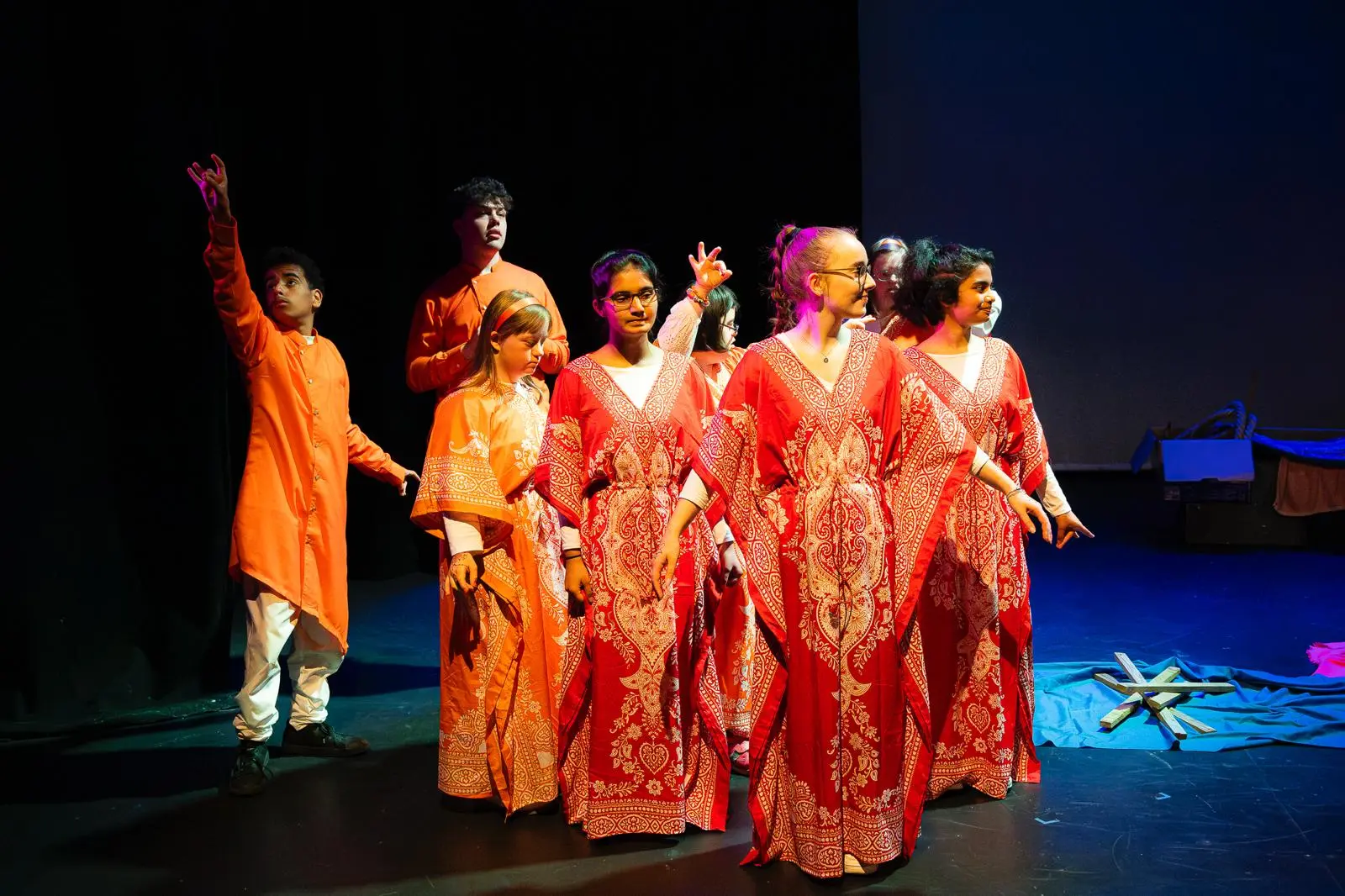 WhatsApp Image 2025-04-29 at 21.46.40 (3) 8 actors acting as Samaki the fish