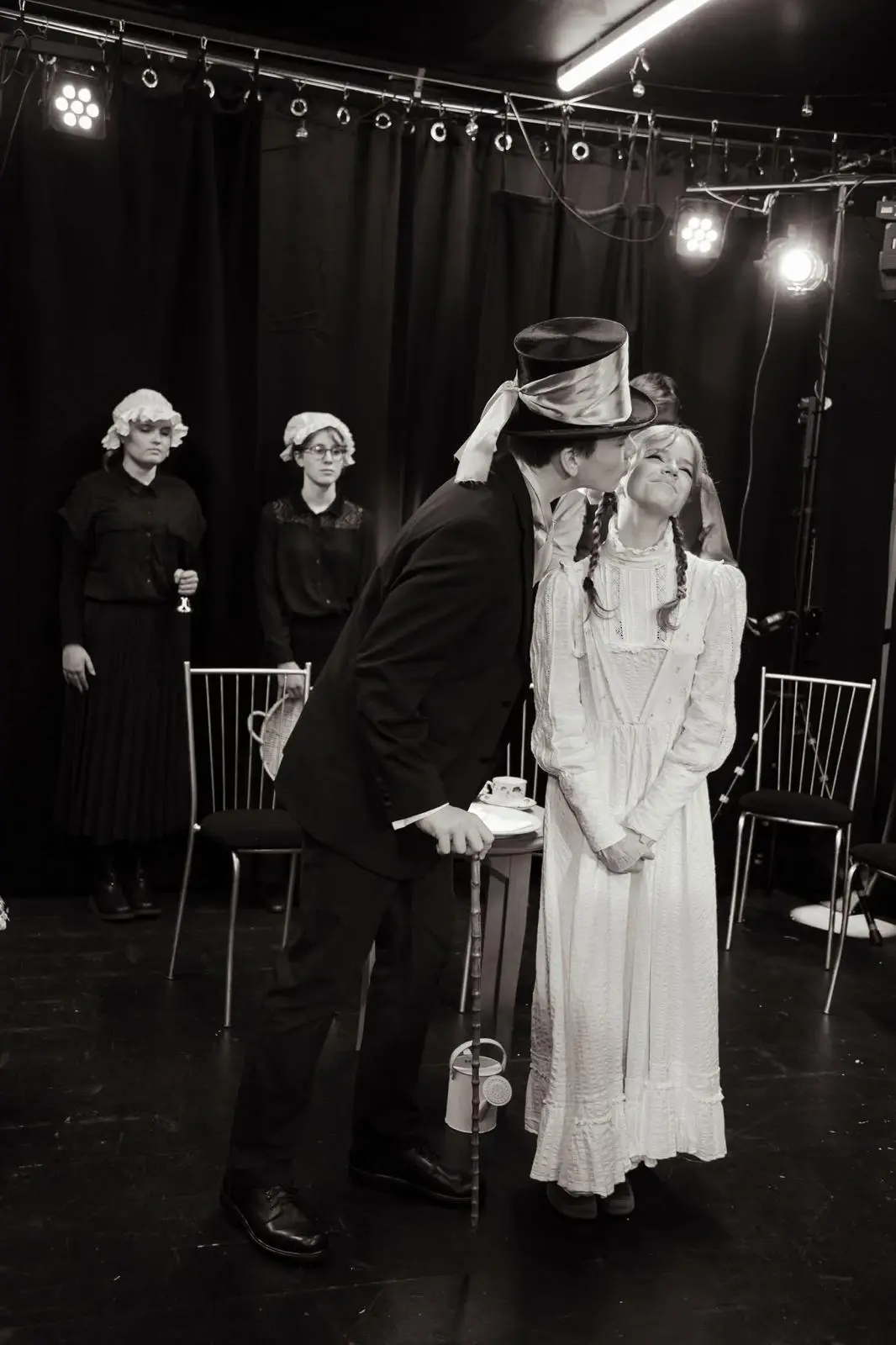 WhatsApp Image 2025-09-07 at 18.47.53 (7) Algernon kissing Cecily